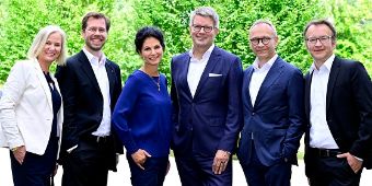 Bild: Außenaufnahme: Dr. Cornelia Süfke, Prof. Dr. Jens Prütting, Priv.-Doz. Dr. Sara Sheikhzadeh, Meinhard Weizmann, Prof. Dr. Karl J. Oldhafer, Prof. Dr. Karsten Gaede. 