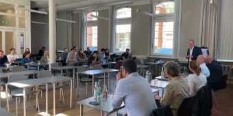 Podiumsdiskussion Entbudgetierung Panel von hintenv