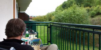 Bild: Balkon mit Ausblick