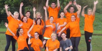 Foto: Teambildung durch Sportspiele an der Beruflichen Schule Pasewalk