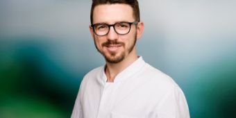 Asklepios Westklinikum Hamburg Kardiologie Portraitfoto Berkant Kurnaz 
