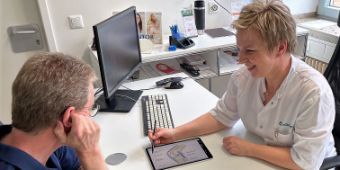 Am echten Lächeln ändert sich trotz digitalem Fortschritt nichts.