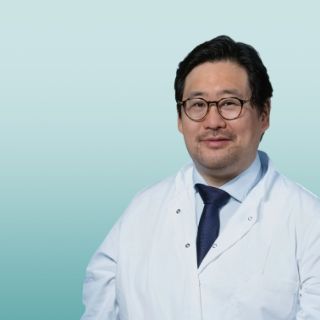 Dr. med. Mau-Thek Seo-Eddy
